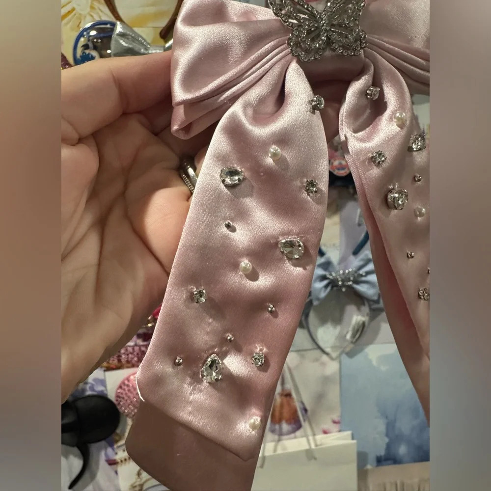 ALDO x Wicked  Glinda Bloomingseason Hairbow Barrette NWOT - Picture 2 of 5